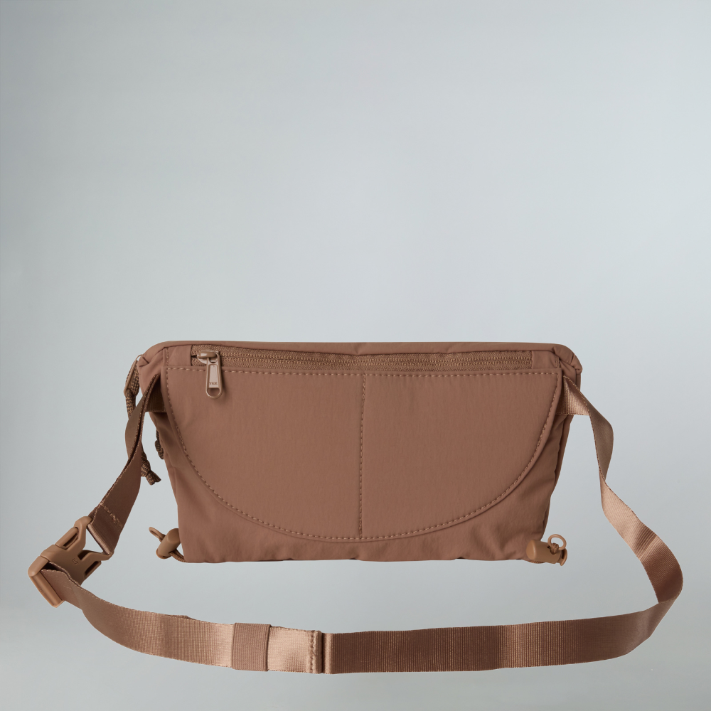 WOMEN'S NEVER STOP BUM BAG