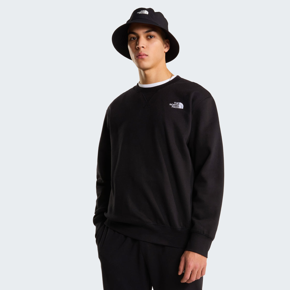 MEN'S ESSENTIAL SWEATSHIRT