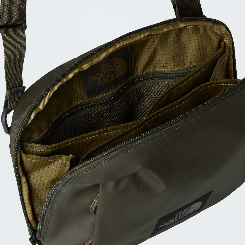 BASE CAMP VOYAGER PRO SLING BAG
