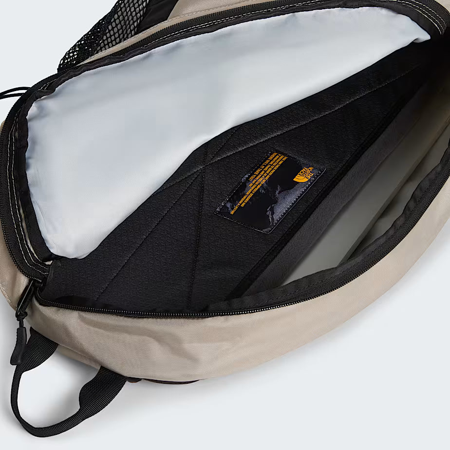 HOT SHOT SLING BAG